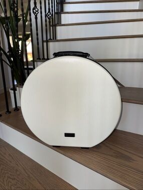 NWT CalPak Round Cream Hat or Storage Case Luggage with Black Handle & Strap